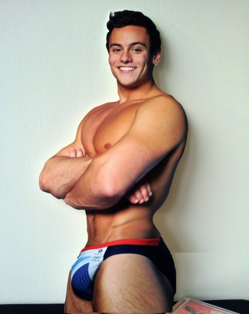 Sex Tom Daley must be trying a new training program. pictures