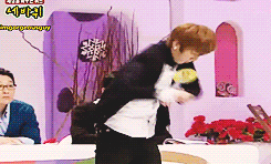 ranzart:  45/100 Hyunseung gifs