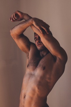 ladnkilt:  THE MALE AXILLARY (Armpits)…