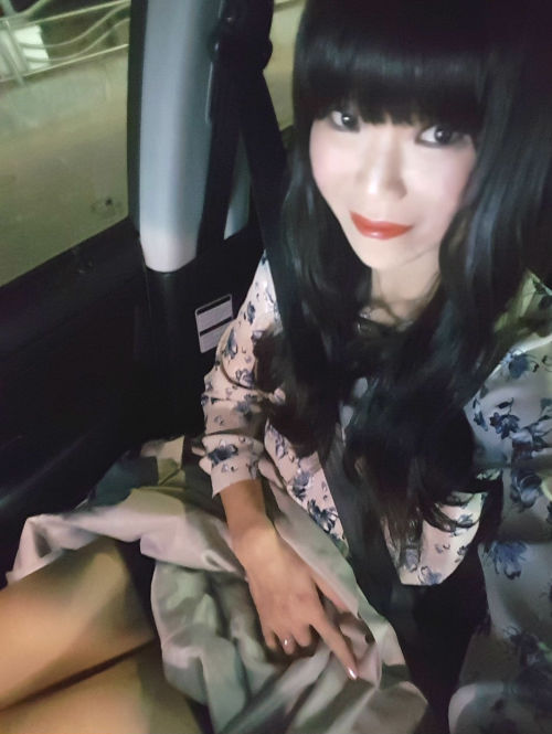 sissysunmi: 바닷가 드라이브 갔다가 오는길에 영화의 전당 갔다왔어요.^^