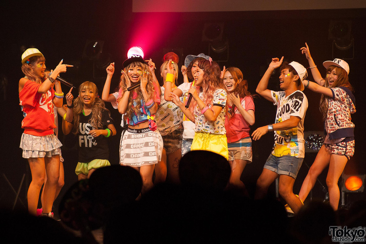 tokyo-fashion:  Just posted 200+ exclusive pics from Campus Summit 2013 - gyaru fashion