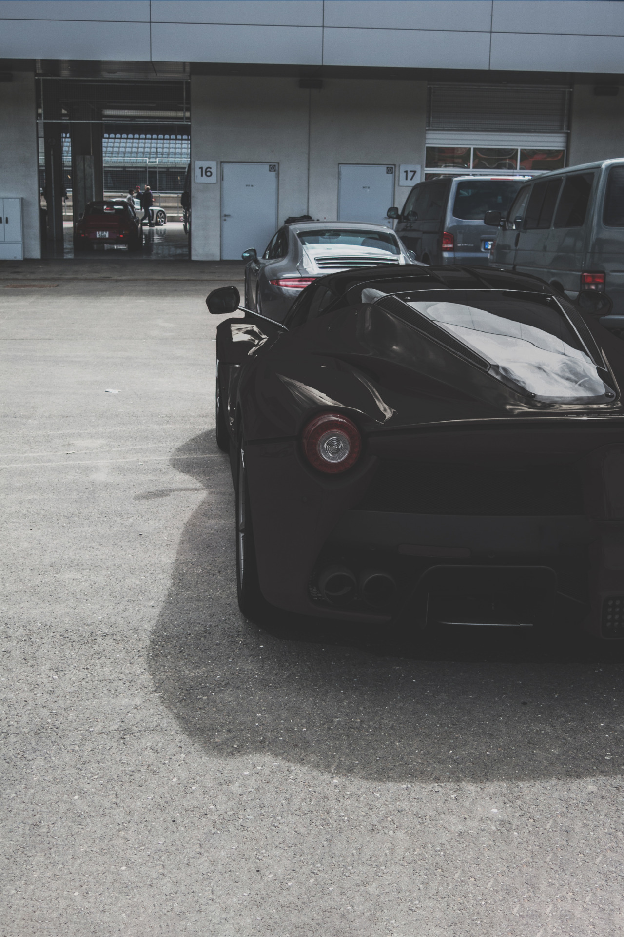 Blacked Out La Ferrari | Photographer © |AOI