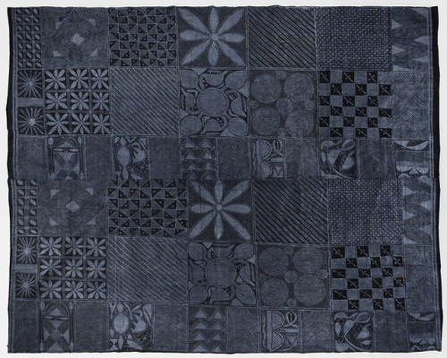 Àdìrẹ is an indigo-dyed cotton textile on view in the exhibition One Egúng&uacu