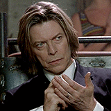 ennish:  allthenobodyppl:  allthenobodyppl:  The expressions of Bowie as he looks