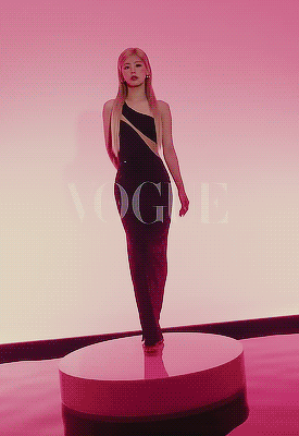 XXX miyeosin:  Miyeon x Sergio Rossi for Vogue photo