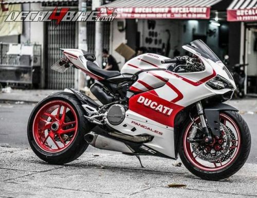 Ducati Moto