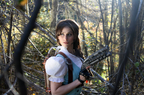 cosplayblog:  Birthday Weeks | Lady Cosplay Blog 2013-2014 Week (Day 5):  Steampunk Lara Croft (original design) from Tomb Raider  Cosplayer: Meagan Marie [WW | TM | DA | TW]  Photographer: Anna Fischer [WW | TW | FL | FB]    