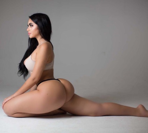 Porn slim-n-wide:  Jailyne Ojeda Ochoa | jailyneojeda77 photos