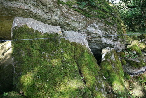 theoldstone:The Meehambee Dolmen is a portal tomb dating back to 3500 BC located in Ireland. It was 