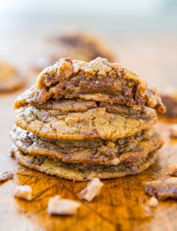 wehavethemunchies:  Soft and Chewy Toffee and Milk Chocolate Peanut Butter Cookies  Jesus