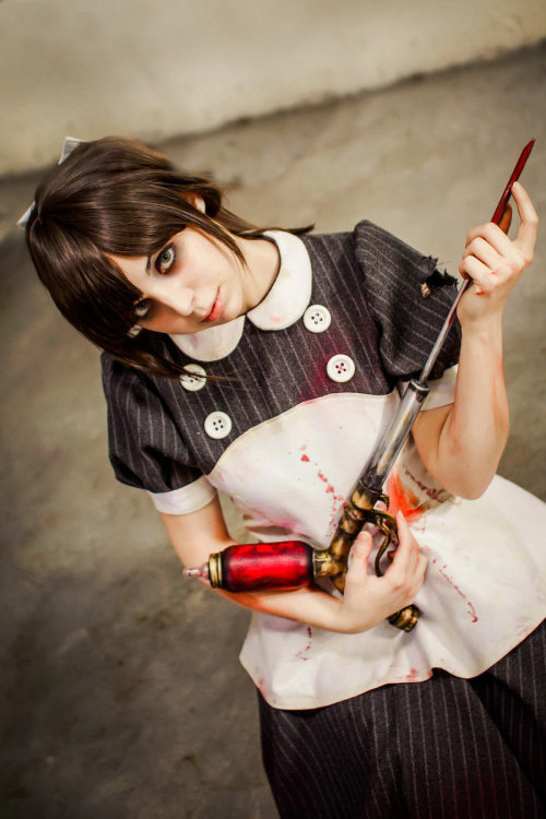 cosplaygen:  (via Little Sister by ~thecrystalshoe on deviantART)