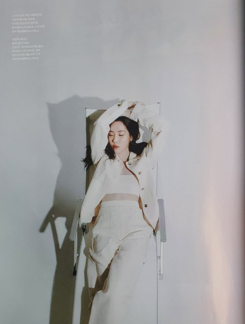 Sunmi for Marie Claire Korea (March 2022)scan cr. doogoodugu1