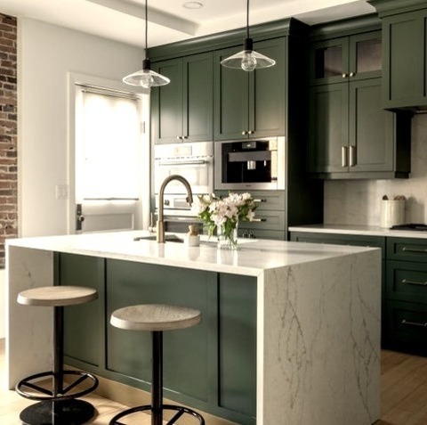 Detroit Kitchen DiningLarge Transitional L-shaped Eat-in Kitchen With A Light Wood Floor, A Brown Floor,
