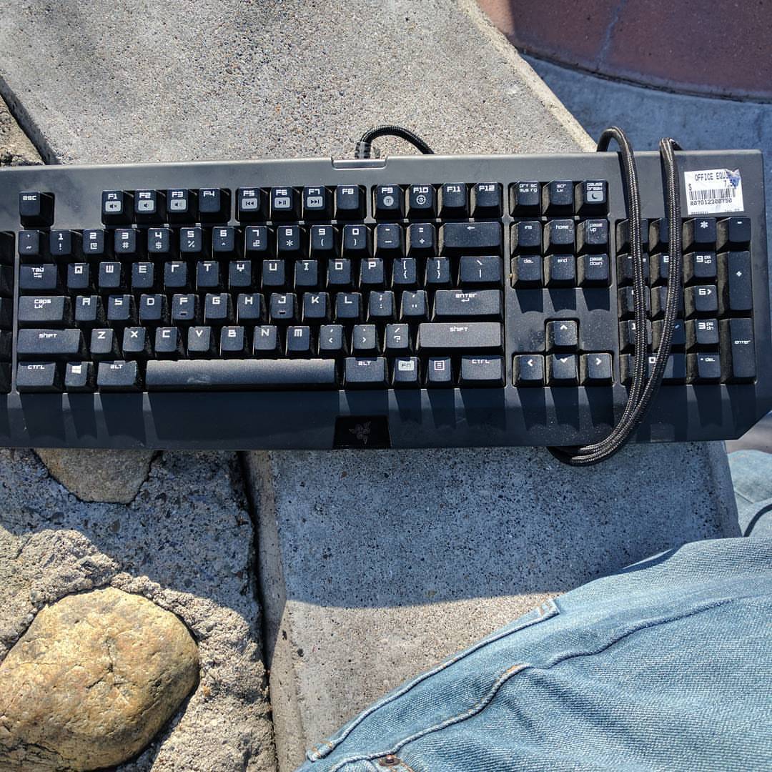 Well that’s one way to get a mechanical keyboard. That $7.50 price tag though. #razer #pcgaming