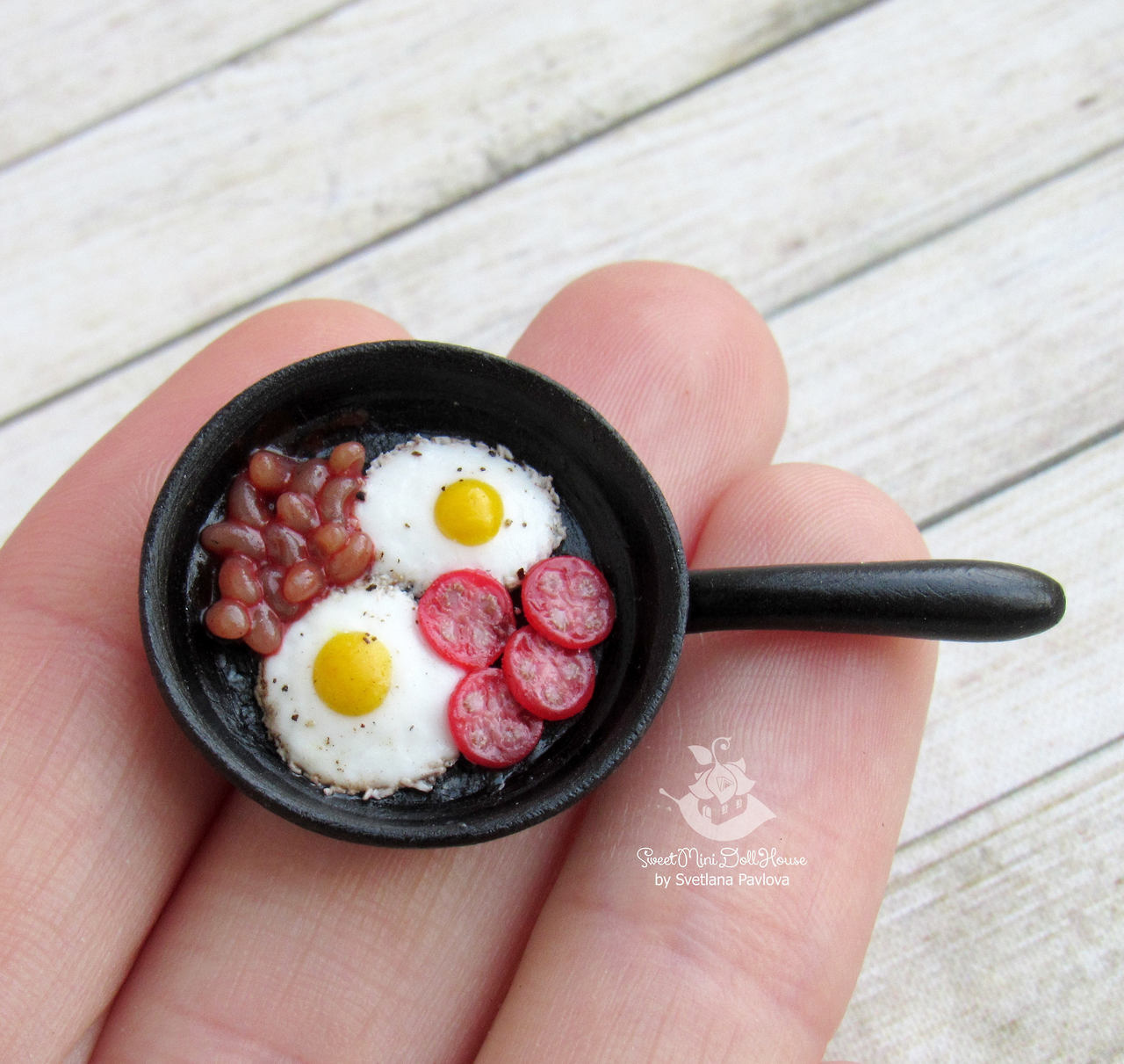 sosuperawesome:  Miniature Food and Succulents by Svetlana Pavlova on EtsySee our