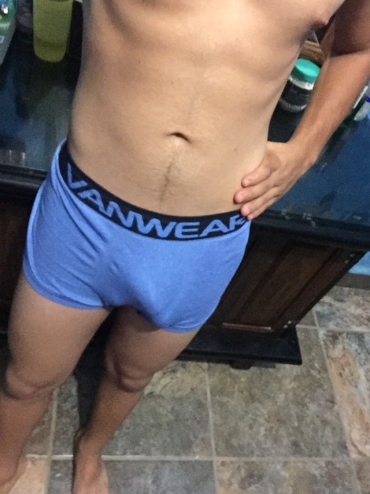 teenamateurslp:  Rico chacalito, es súper caliente, apenas anda en los 16. Es activo y tiene tremendo vergon. 