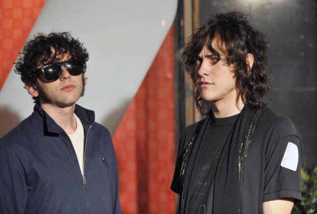 mmbahthevaccines:  MGMT at arrivals for 6th Annual TEEN VOGUE Young Hollywood Party,