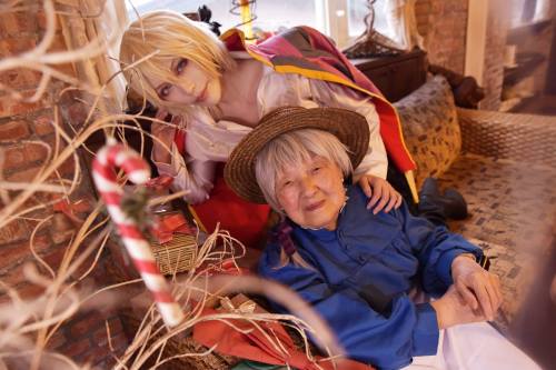 thewightknight:Cosplayer does a photoshoot for Howl’s Moving Castle, with their grandmother as Sop