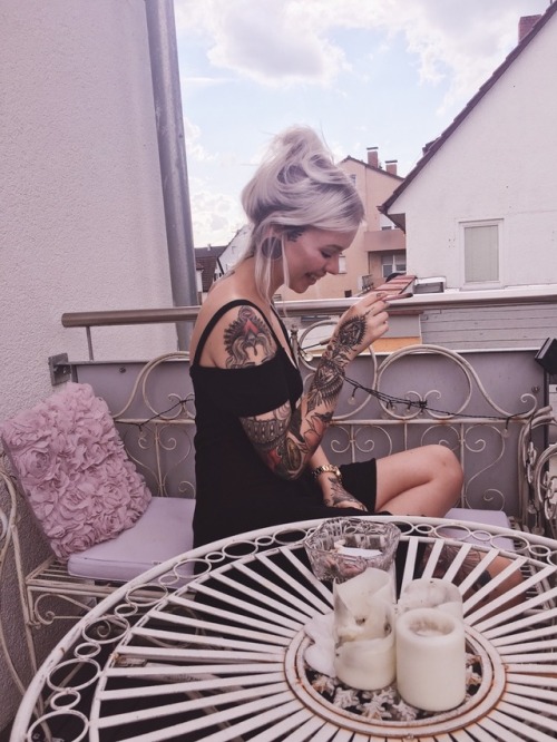 prslcfr: Come smoke with me