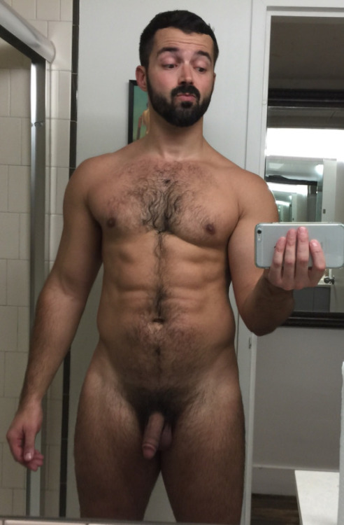 fleshbank:  Yummy Hunter.