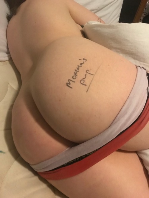 alwaysbeenjess: I hate working away overnight, so I scrawled a little note on @curlyfrixxs at 5am to