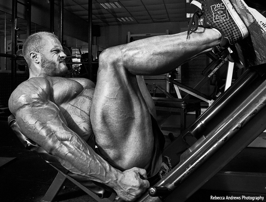 bigjoetex:  James Hollingshead 