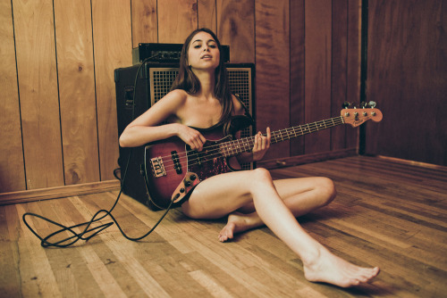 nevver:  Bass lines