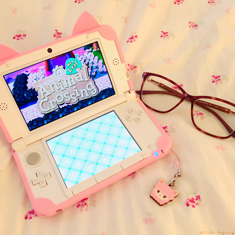 queen-milk:  Animal Crossing time. I haven't played in so long. ♥