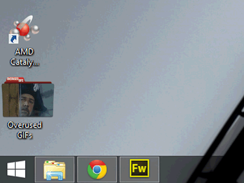 weallheartonedirection:  My first custom Folder Icon!