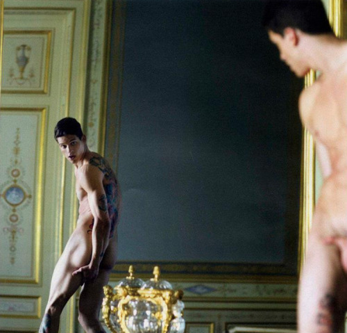 myownprivatemanitoba:  Beauty and Squalor: http://myownprivatemanitoba.tumblr.com