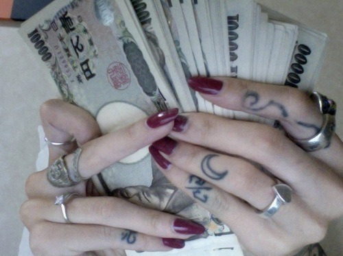 dont-touch-me-bitch-im-princess:  money | via Tumblr on We Heart It - http://weheartit.com/entry/92447906