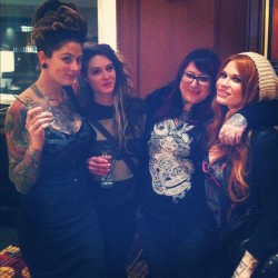 freyjaveda:  Hanging with the babliest of #babes @kimmarkstattoos @missmaryleigh @monicasusan 💘✨ #detroit #motorcitytattooexpo # (at MotorCity)