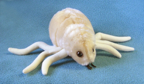 plushieanimals:stuffed flea