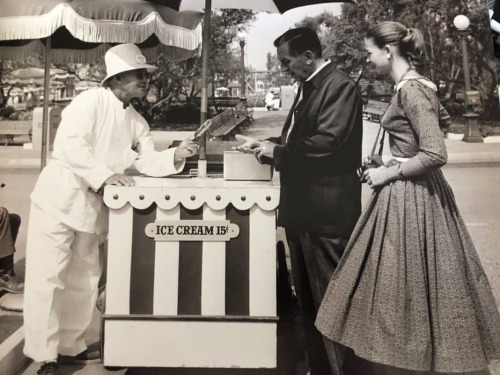 Walt with daughter Sharon and 15 cent ice cream!#walt #disney #waltdisney #vintagedisneyland #disney