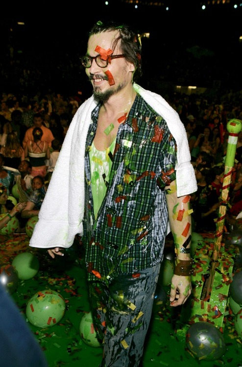 Behind the Scenes: A happy slimed Johnny Depp, 17 years ago, on April 2, 2005, after featuring and b