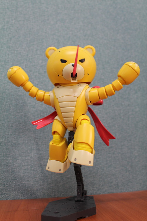 Beargguy III in actions!!! ^^ Review : unboxing, parts and actions. Please visit : gundamfreaks.word