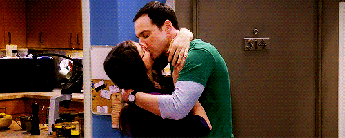 mayim-fangirl:  agenthcarter:  ‘Oooh, darlin’. I think about you often my pretty