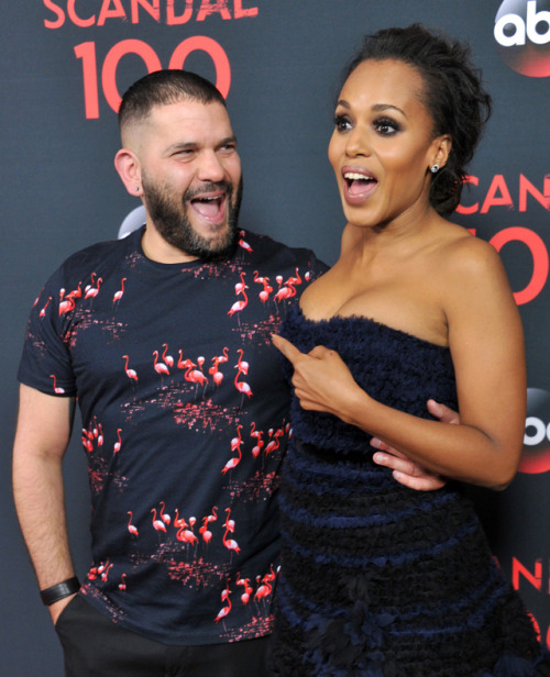 triponbroknbeats:Guillermo Diaz & Kerry Washington @ 100th Episode Party