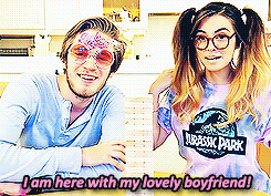 skittleoakley:FANGIRL CHALLENGE || (3/5 Pairings) » Melix↳ “You’re the ugliest person I’ve ever kiss