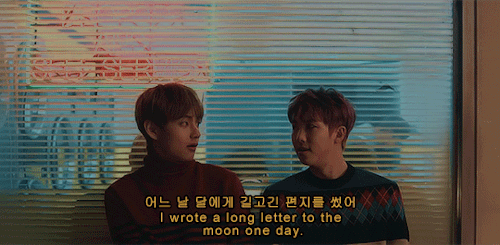 sugahoped:  작은 촛불을 켰어I lit a small candle.  for anon ♡