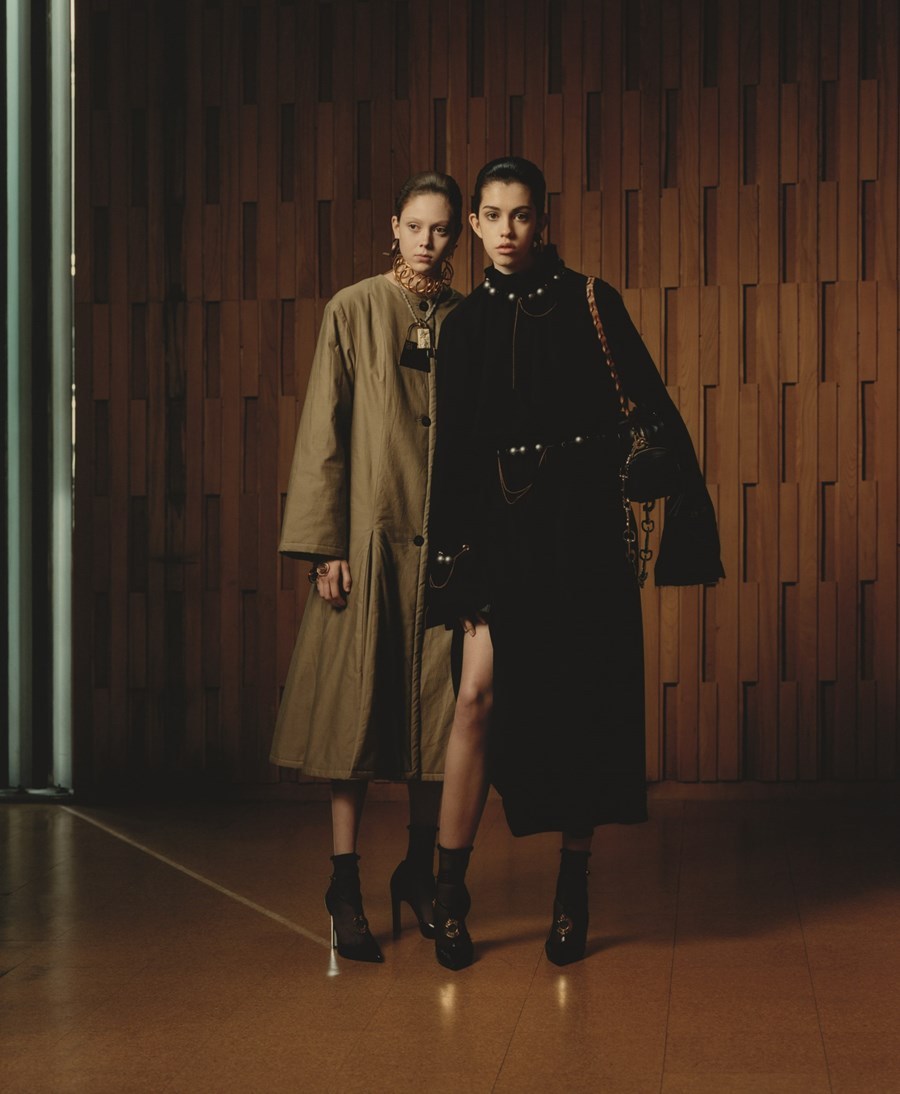 rivegauche:  fonziedidit:  Loewe AW16 lookbook  THIS is what power looks like