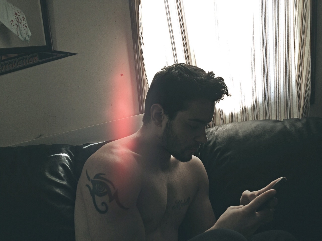 plentiful-warmth:  Thinking about the burden of pulling yourself out of a hole of