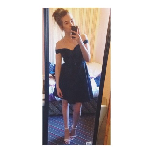 new dress and shoes for my holiday…in July!!!😂🙈 #me #selfie #girl #holiday #clothes #shoes #mirror