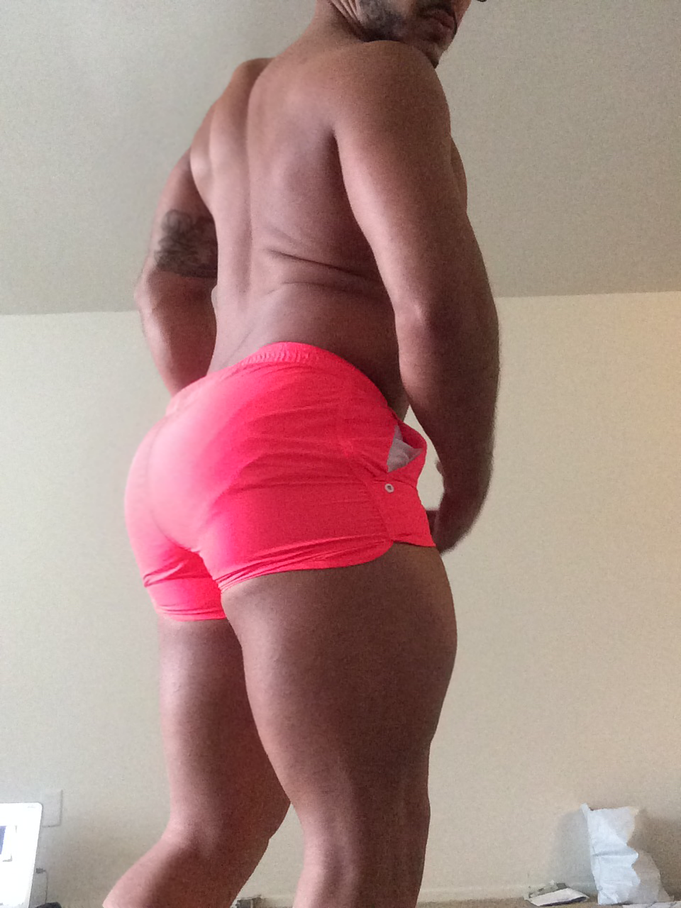 manrumpsxxx:  New pic :) post for me?  Always! Sexy, keep em coming ;-)   Follow