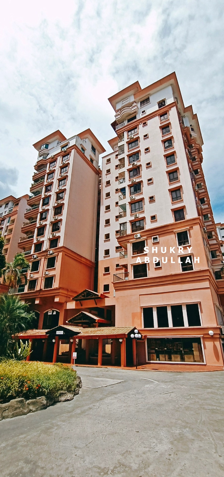 at Marina Court Condominium, the luxurious condo apartment in the middle of Kota Kinabalu city centre, Malaysia. #life#kotakinabalu#malaysia#apartment