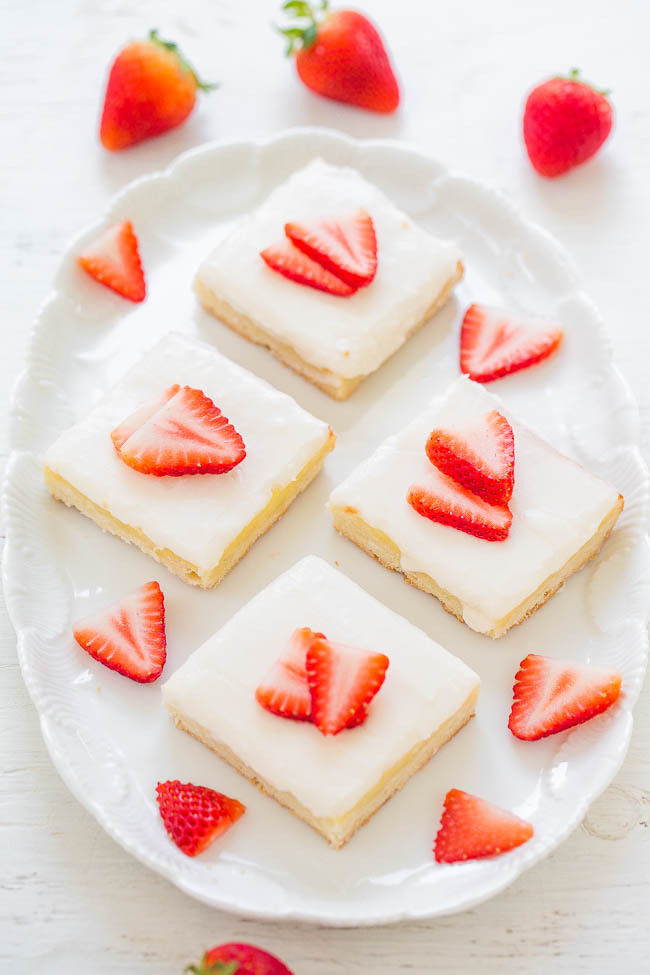 sweetoothgirl:  STRAWBERRY CREAM CHEESE SHORTBREAD BARS  