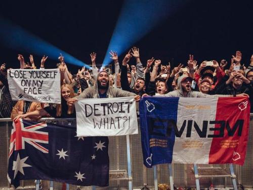 Eminem performing in Glasgow yesterday. 