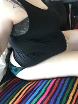 Pregnantpiggy:i Found My Selfie Stick 