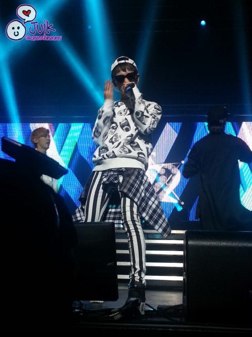 fyeahljoe:  © | do not modify data. any form of secondary processing is prohibited. 