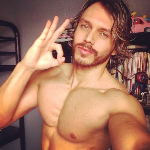 dianatroy:  Franklin David Like this?  Find more here Submit Your Naked Pics here NSFW